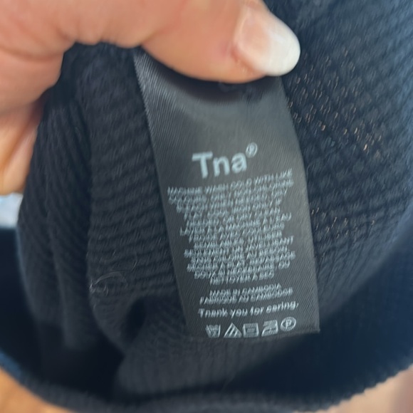 Black TNA Aritzia Henley small cropped black waffle long sleeve shirt - Picture 6 of 6